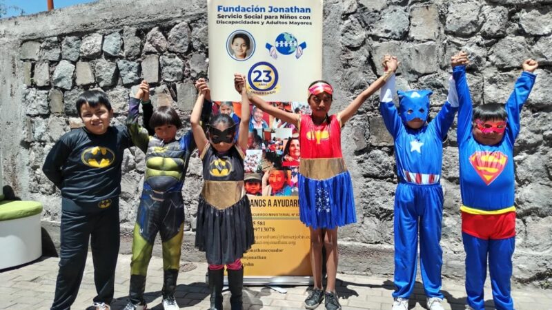 Fundación Jonathan lanza campaña para recolectar útiles escolares