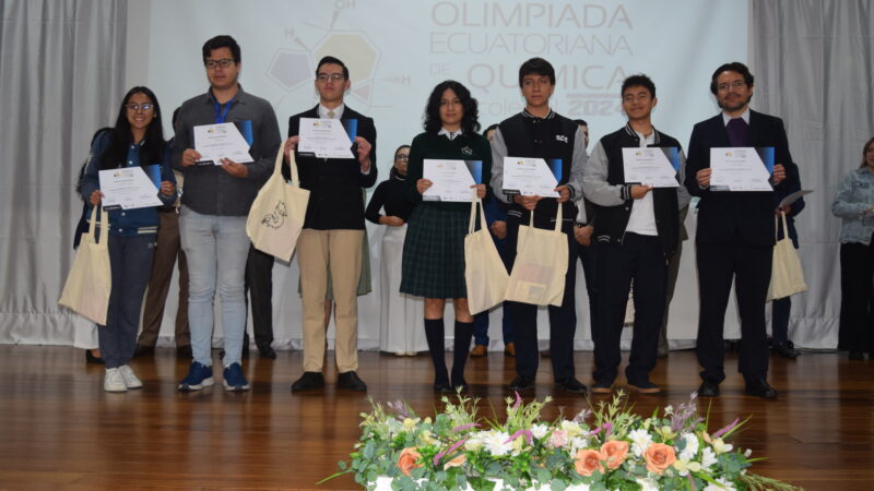 Estudiantes competirán en la Olimpiada Ecuatoriana de Química