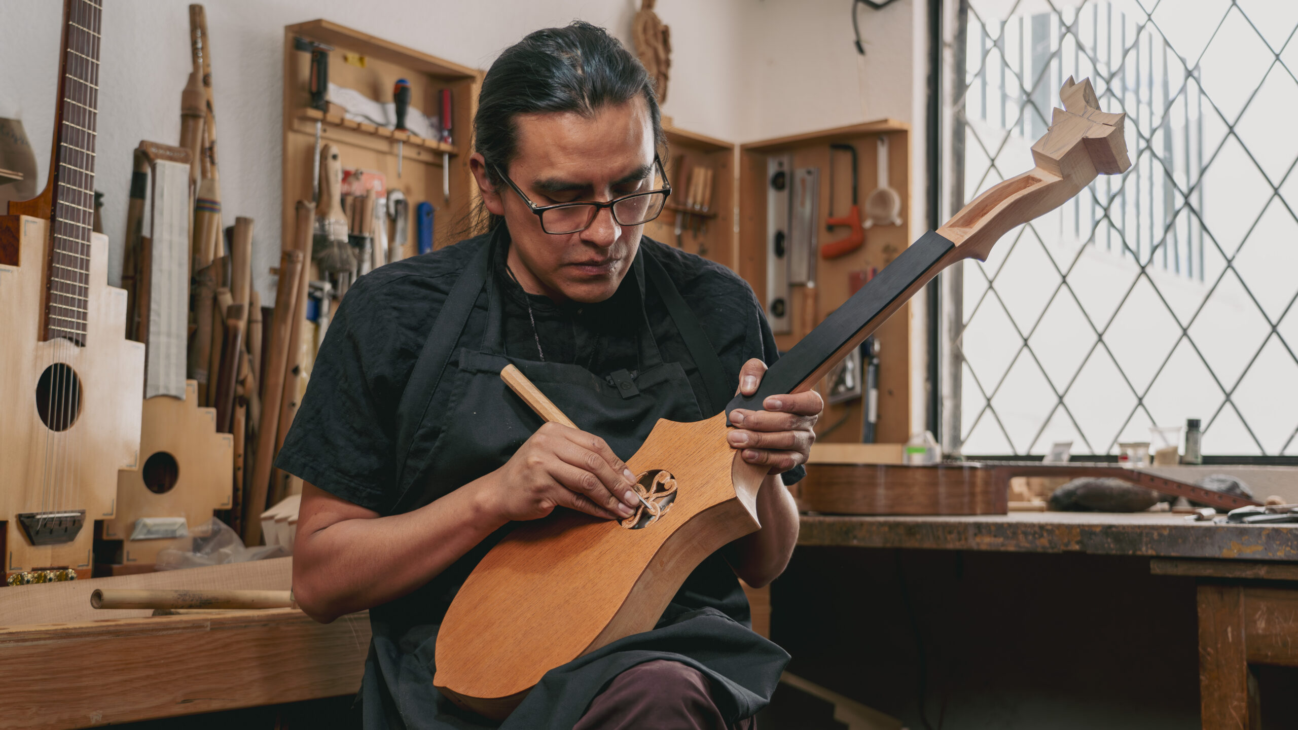 Construir el Sonido: una muestra de Pablo Jacho sobre instrumentos