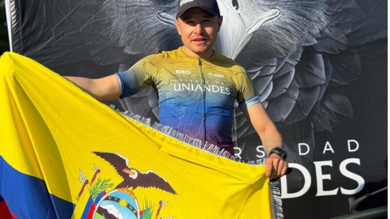 Bernardo Vintimilla conquistó la E35 en bicicleta