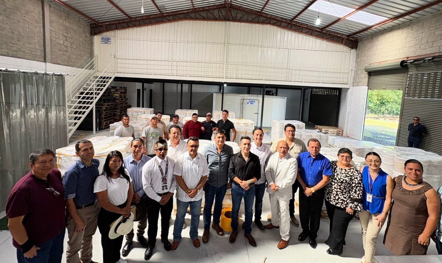 Ecuador exportó por primera vez pulpa de morete hacia Perú