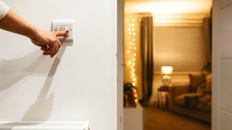 INSELEC promueve unas fiestas más seguras y eficientes