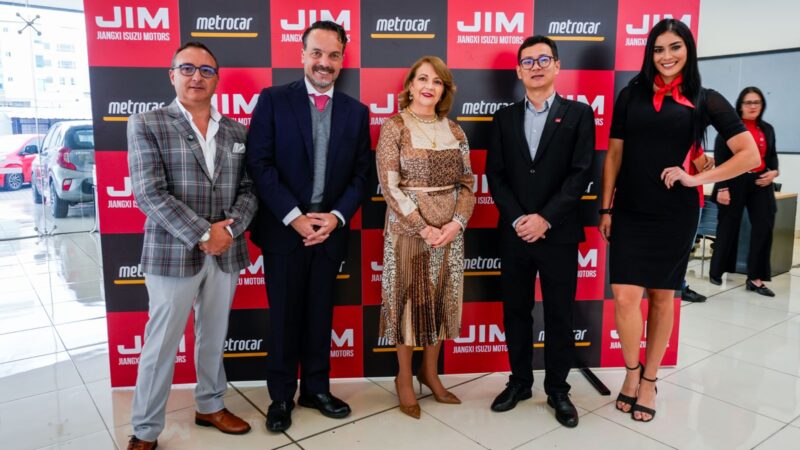 JIM y Metrocar oficializan su alianza en Ecuador