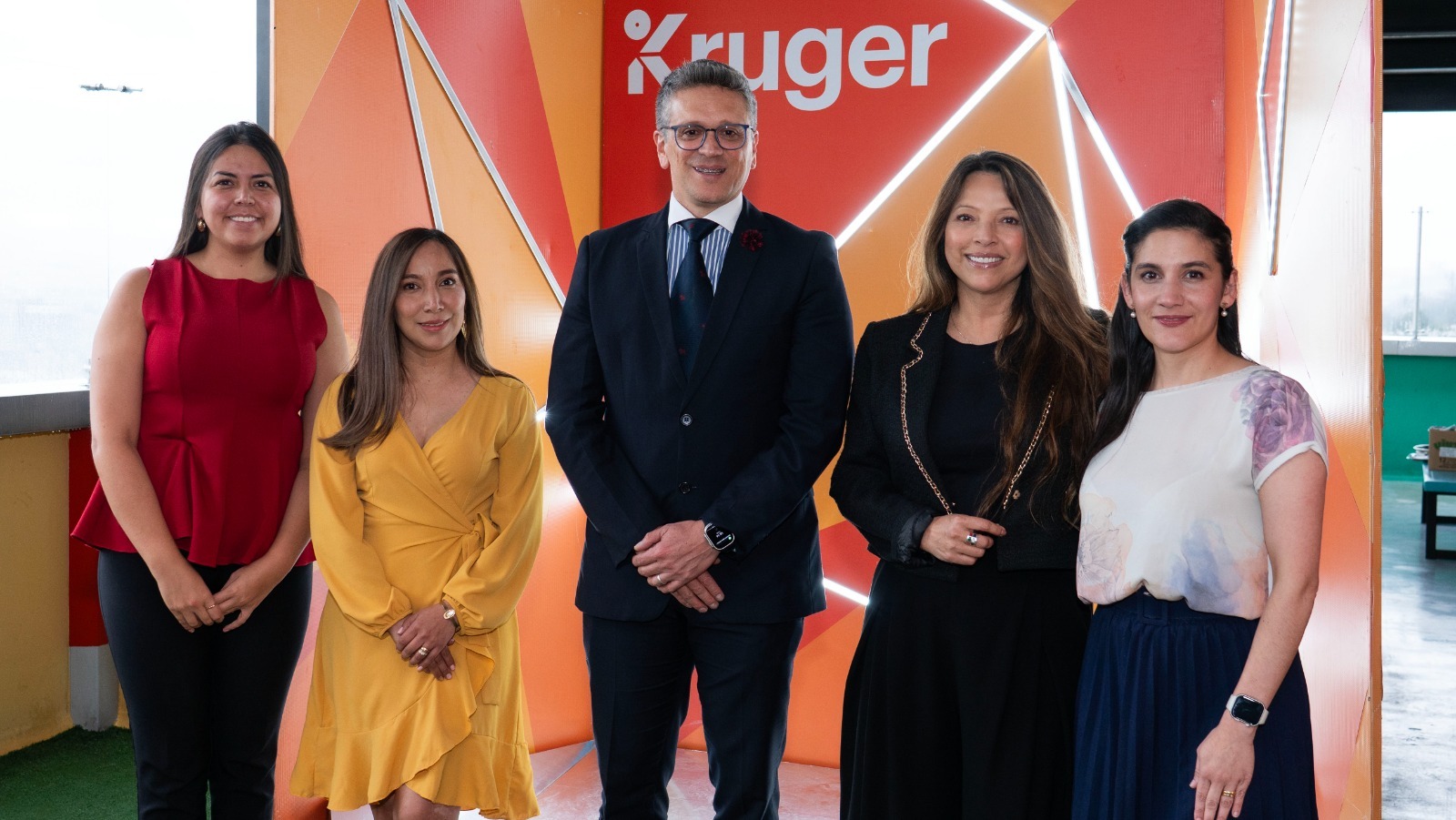 Nestle y Kruger certifican talento joven en estrategias digitales