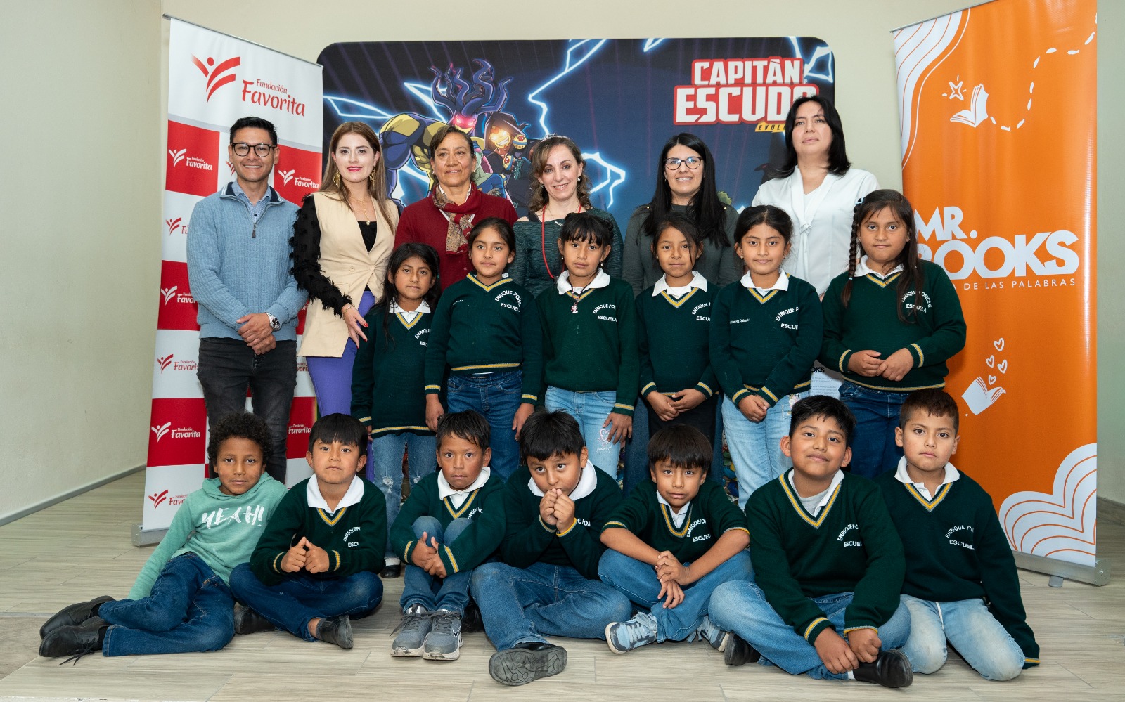 Campaña “Leer es Compartir” entrega miles de libros a comunidades educativas del país