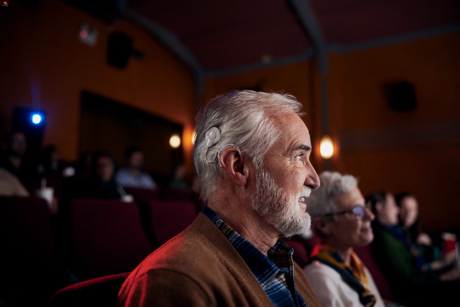 En Ecuador se realiza cirugía de implante coclear con tecnología inteligente NEXA
