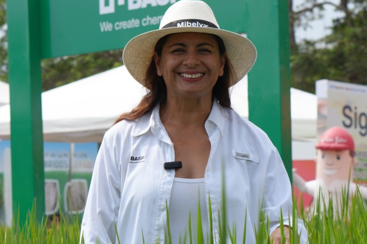Ingenieros agrónomos de Ecuador lideran la revolución digital en el campo