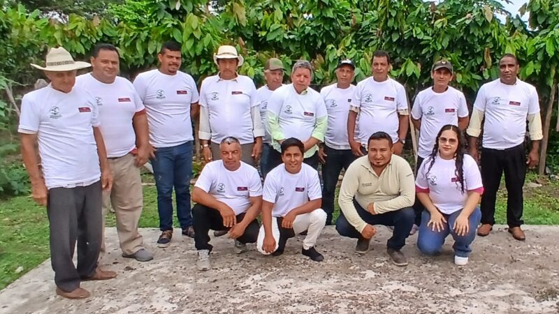 El Plan Cacao de Nestlé Ecuador celebra 10 años de formación