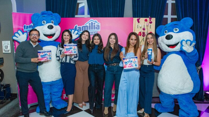Familia presenta el nuevo papel Acolchamax Jardín de Primavera